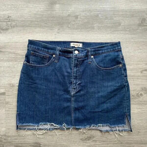 Madewell denim mini skirt size 32 still summer ☀️🏖️🍹